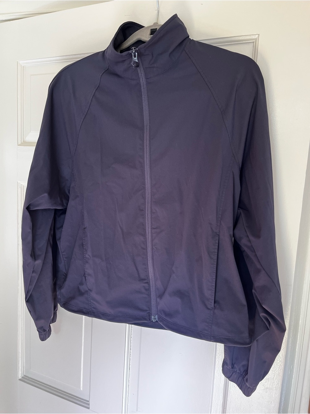 Uniqlo Women's Lightweight Full-Zip Windbreaker